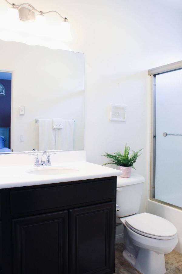Entire Bungalow W/ Private Pool Near Palm Springs! 인디오 외부 사진