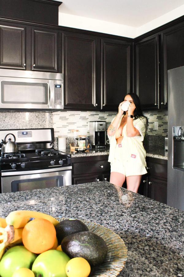 Entire Bungalow W/ Private Pool Near Palm Springs! 인디오 외부 사진